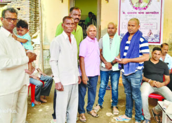 रंगकर्मी दत्तात्रेय खारपाटील यांना आदरांजली