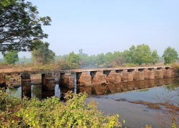 पाटबंधारे खात्याचा आडमुठेपणा