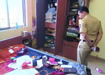 लोणेरेत भरदिवसा घरफोडी