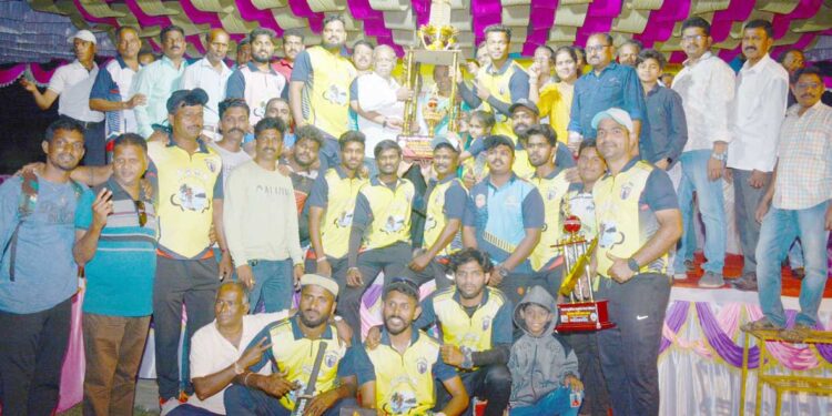 मायनाक भंडारी चषक क्रिकेट स्पर्धा