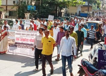 कर्जतकरांचा जनआक्रोश: घनकचरा प्रकल्प अन्यत्र हलवा