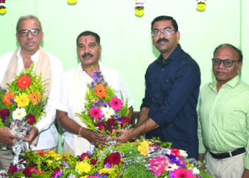 चेअरमनपदी बाबा दांडेकर, तर उपाध्यक्षपदी मोअज्जम हसवारे बिनविरोध