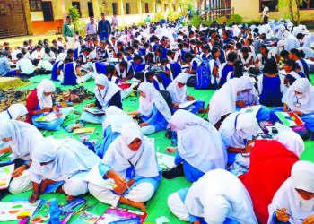 परीक्षा पे चर्चा चित्रकला स्पर्धेसाठी हजारो विद्यार्थी यांचा सहभाग