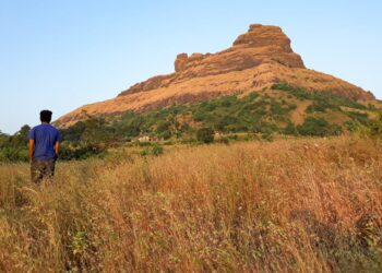 विद्यार्थी शिक्षणापासून वंचित
