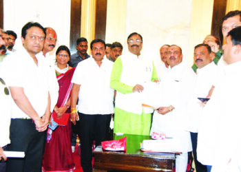 माथेरानच्या वनसमस्या सोडवा