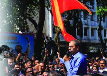 हम्मत असेल मैदाना या; ठाकरेंचा जोरदार हल्लाबोल