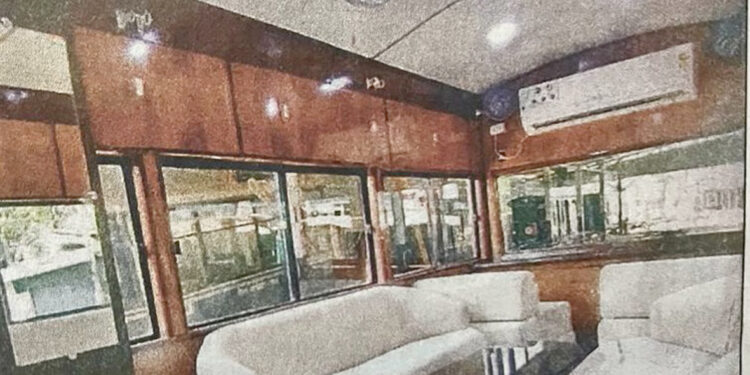 मिनी ट्रेनचा प्रवास गारेगार