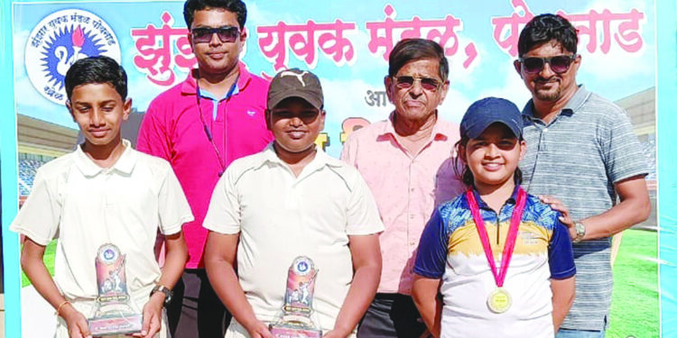 झुंझार युवक मंडळ पोयनाड आयोजित क्रिकेट स्पर्धा