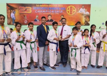 कराटे स्पर्धेत मुरुडच्या विद्यार्थ्यांचे सुयश
