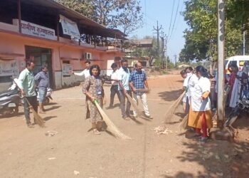 पोलादपूर ग्रामीण रूग्णालयामध्ये स्वच्छता अभियान