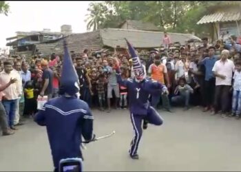 शिमगोत्सवाला सुरुवात; चाकरमानी गावी परतले