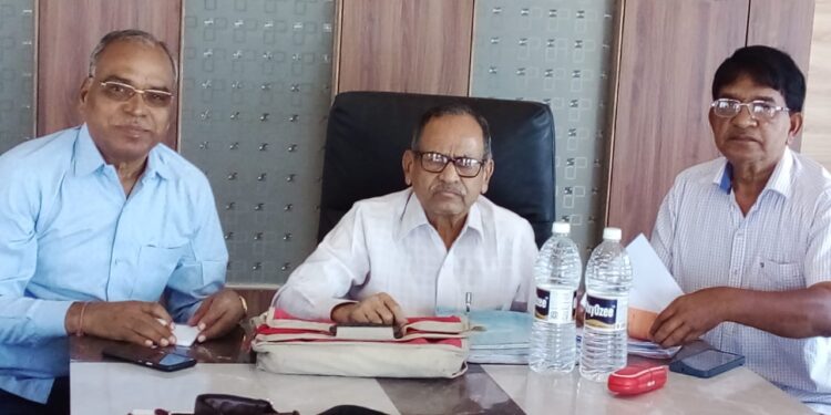 स्थापत्य अभियांत्रिकी सहाय्यकांचा ‘अर्धनग्न’ आंदोलनाचा इशारा