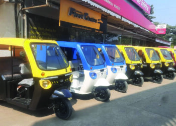 माथेरानच्या ई-रिक्षाला वाढता प्रतिसाद