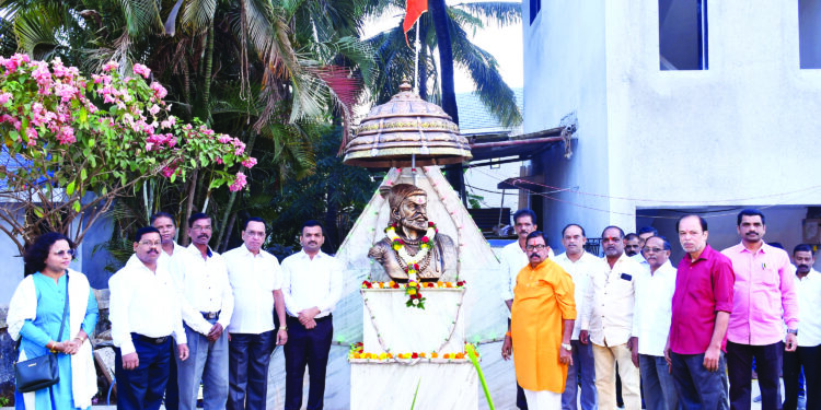 मुरुड पालिकेचे अभिवादन