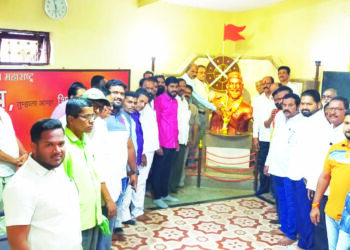 शिवसेना कार्यालय मूळ मालकाच्या ताब्यात