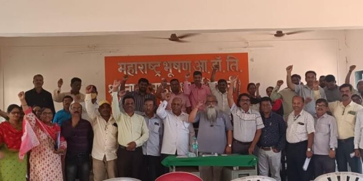 14 मार्चला जिल्हाधिकारी कार्यालयावर मोर्चा