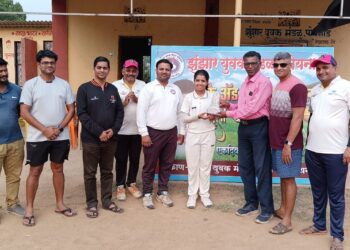 झुंझार युवक मंडळ पोयनाड आयोजित क्रिकेट स्पर्धा