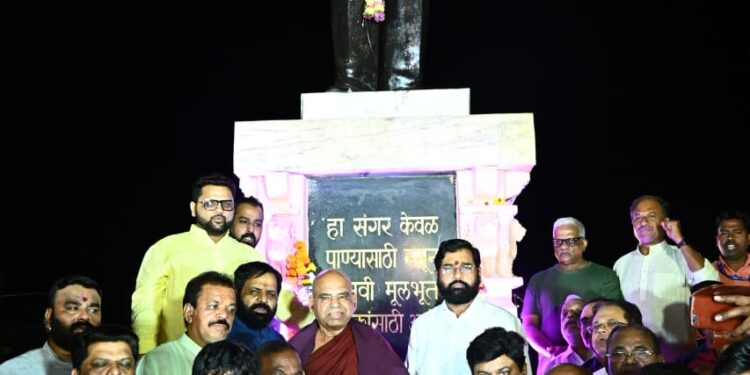 मुख्यमंत्र्यांचे डॉ. बाबासाहेब आंबेडकरांना अभिवादन