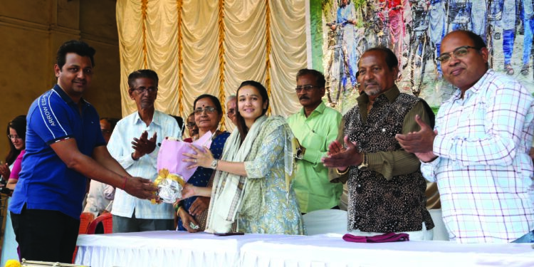 चित्रलेखा पाटील यांच्यामुळे शिक्षणाचा मार्ग सुकर