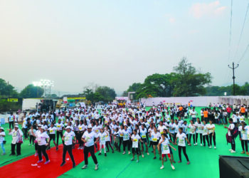 कर्जतकर धावले कन्याथॉन मॅरेथॉन