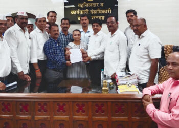 जुन्या पेन्शनसाठी तहसिलदारांना निवेदन