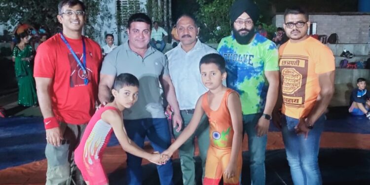 कळंबोळीत रंगला कुस्तीगिरांचा मेळा