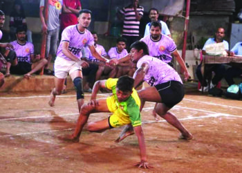 ओम् श्री साईनाथ सेवा ट्रस्ट कबड्डी स्पर्धा