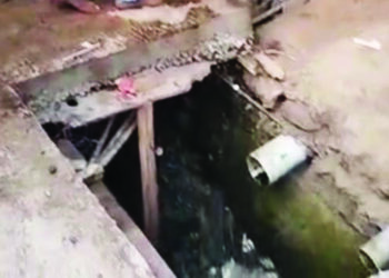 उघड्या नाल्यामुळे अपघाताचा धोका