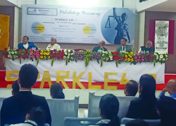 मूट कोर्ट कॉम्पिटिशनमध्ये रिझवी लॉ कॉलेज प्रथम