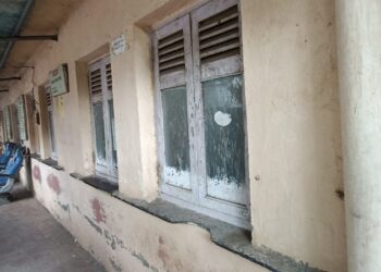 गेले कर्मचारी कुणीकडे..