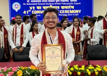 शुभम उगले विद्यापीठात प्रथम