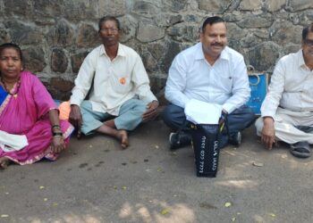 उपविभागीय अधिकार्‍यांची कारवाईस दिरंगाई