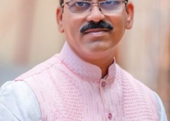 माजी सरपंचांना शासनाने मानधन द्यावे