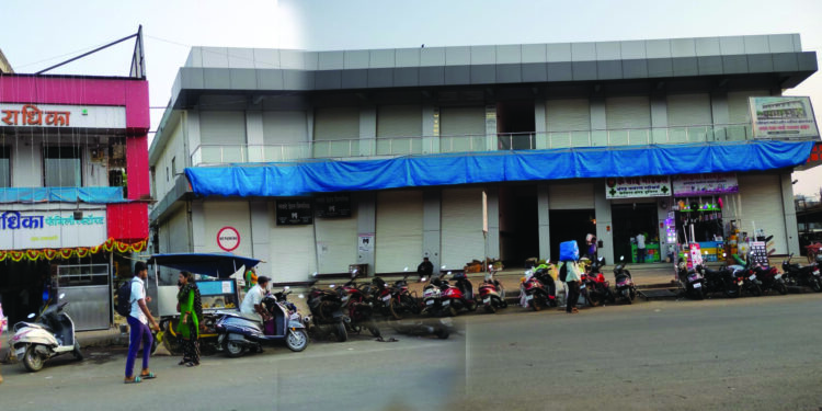 पेण भाजी मार्केटच्या रस्त्याबाबत विधीमंडळात चर्चा करा: विष्णू पाटील यांची मागणी