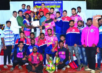 धोकवडे कबड्डी स्पर्धेत मरीदेवी धेरंड संघ विजयी