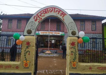 खरोशी शाळेला आदर्श शाळा पुरस्कार