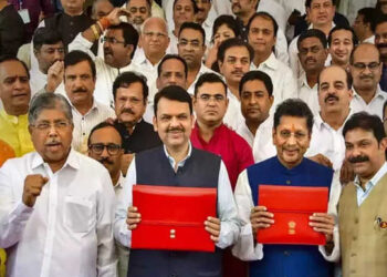 देवेंद्र फडणवीस यांचा पंचामृतांवर आधारित अर्थसंकल्प