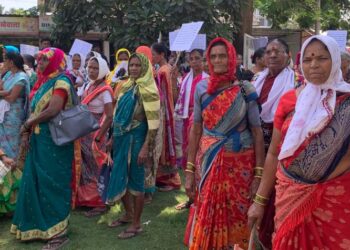 मेढेखार, काळवडखाडीतील शेतकर्‍यांचा हल्लाबोल