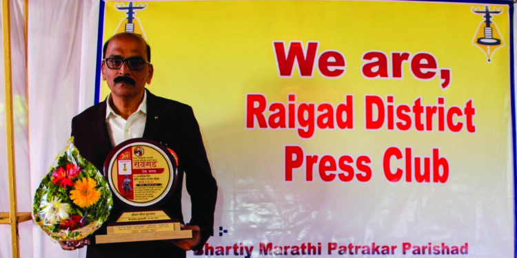 नागेश कुलकर्णी यांना जीवनगौरव पुरस्कार