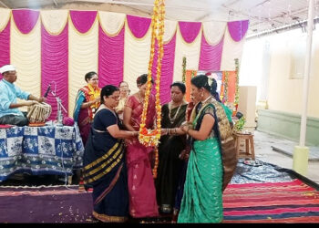 अमृतेश्‍वर मंदीरात पूजा अर्चा