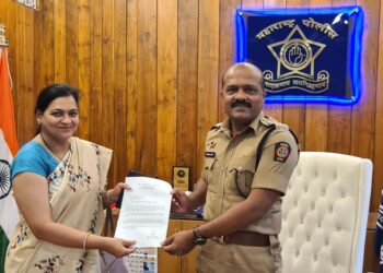 लहान मुलींच्या संरक्षणासाठी धाक निर्माण करा