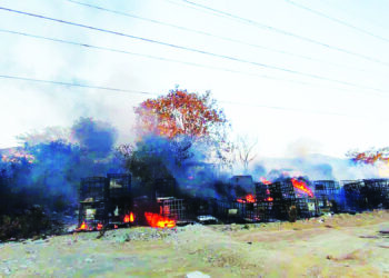  नवी मुंबईत भीषण आग