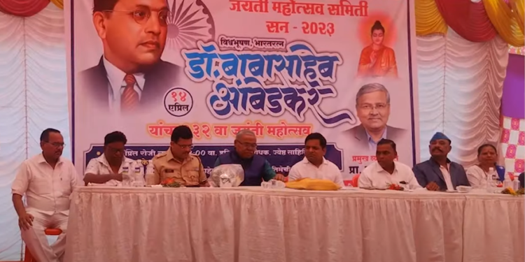 देशातील राजकारण अंधाराकडे- प्रा. नरके