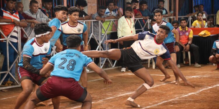 श्री सिद्धेश्वर मंडळ कुमार गट कबड्डी स्पर्धा