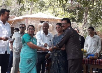 कर्म प्रामाणिकपणे करा