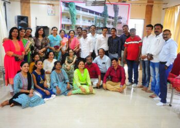 मो.सो. विद्यालयाच्या माजी विद्यार्थ्यांचा स्नेह सोहळा