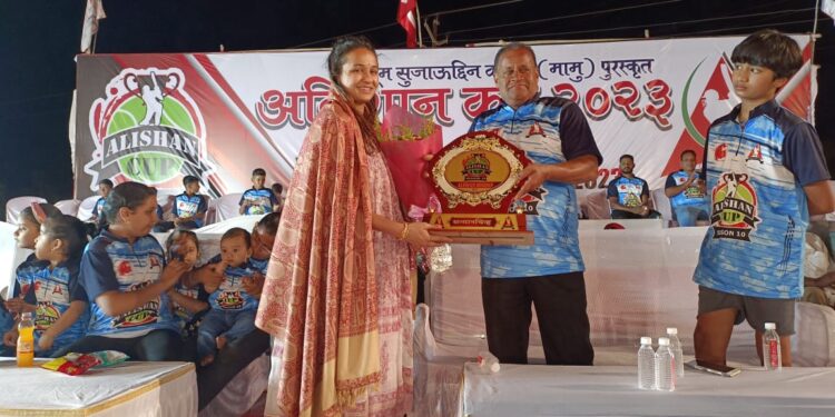 अलिशान कप २०२३ चे चित्रलेखाताई पाटील यांच्या हस्ते शानदार उद्घाटन
