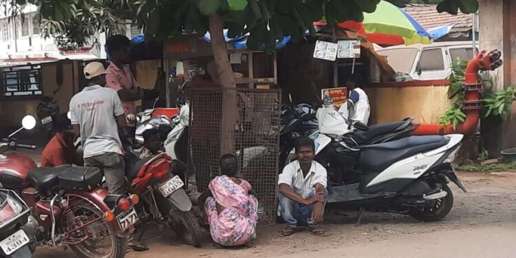 निःशब्द! डॉक्टर, मुलगी कुठेय