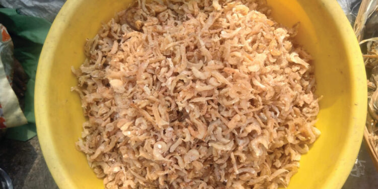 ‘सुके कोळंबी सोडे रस्सा’ आता फक्त श्रीमंतासाठी