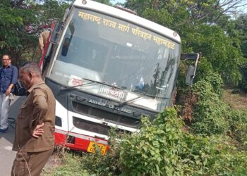 मुरुड-शिर्डी बसचा अपघात;सकाळची घटना